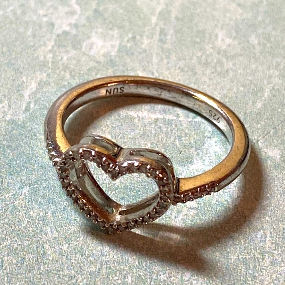 SUN sterling silver open heart ring with CZ stones size 6 and 3/4
